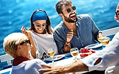 Bosphorus Dinner Cruise Istanbul – A Night of Elegance and Magic