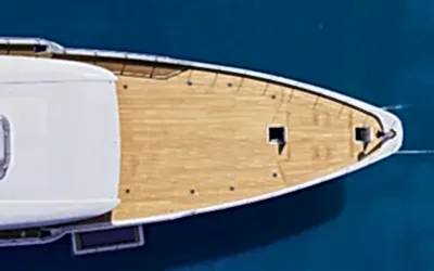 Luxury Yacht Anniversary Istanbul – Celebrate Your Love on the Bosphorus