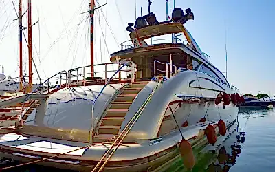 Yacht Hire Istanbul – Luxury Cruises and Private Experiences